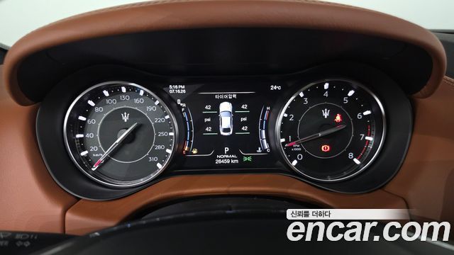 Maserati Ghibli 2022 — photo 11