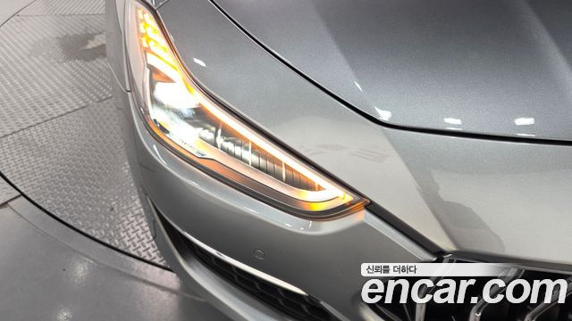 Maserati Ghibli 2022 — photo 8