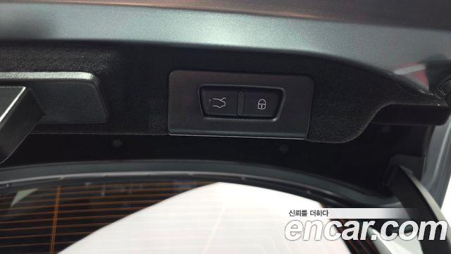 Maserati Ghibli 2022 — photo 30