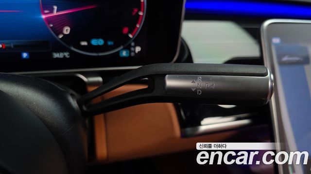 Mercedes-Benz S-Class 2022 — photo 9