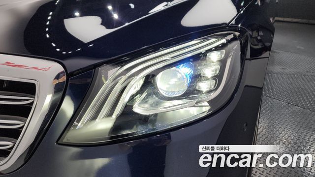 Mercedes-Benz S-Class 2018 — photo 8