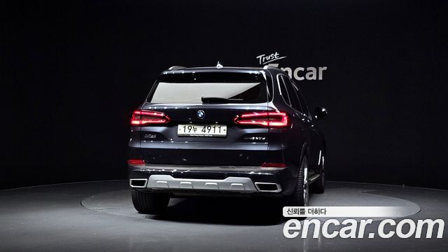 BMW X5 2019 — photo 4