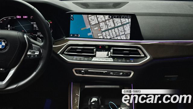 BMW X5 2019 — photo 20