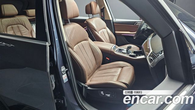BMW X5 2019 — photo 16