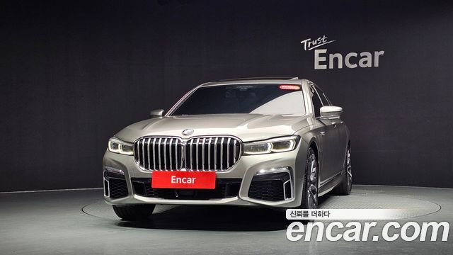 BMW 7-Series 2020 — photo 3