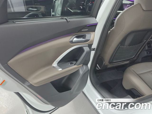 Audi Q5 2025 — photo 12