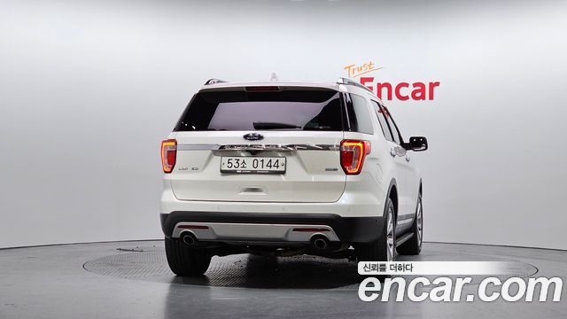 Ford Explorer 2016 — photo 4