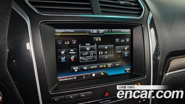 Ford Explorer 2016 — photo 17
