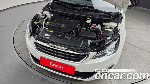 Peugeot 308 2015 — photo 6