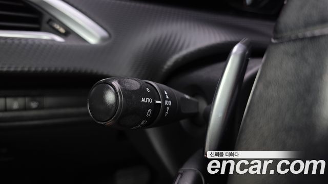 Peugeot 208 2017 — photo 15