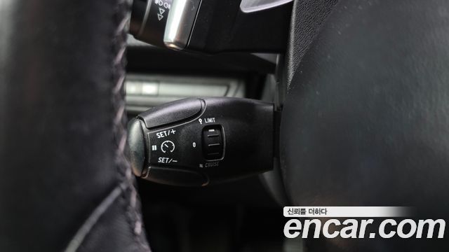 Peugeot 208 2017 — photo 17