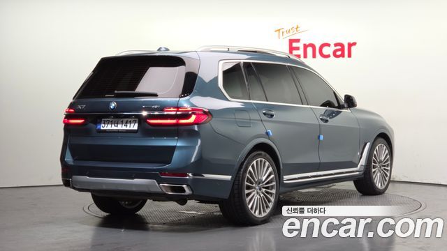 BMW X7 2023 — photo 2