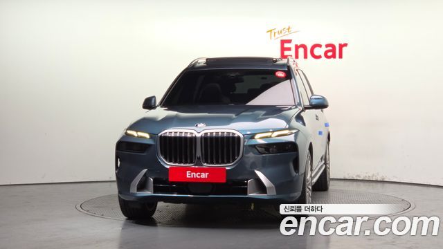 BMW X7 2023 — photo 3