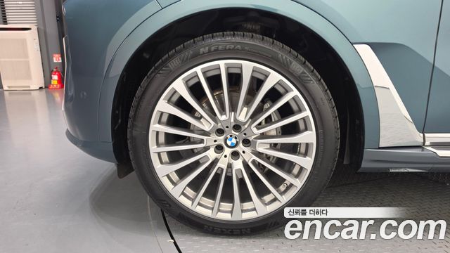 BMW X7 2023 — photo 5