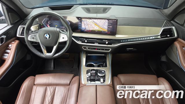 BMW X7 2023 — photo 10