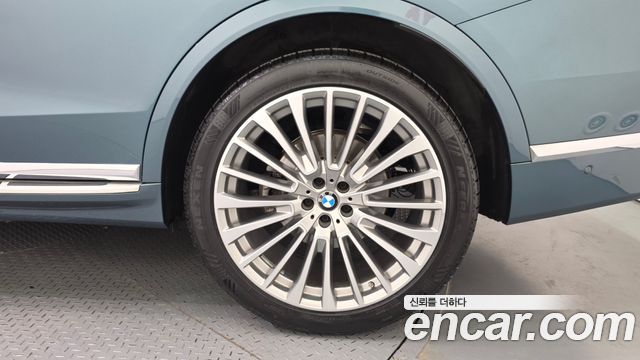 BMW X7 2023 — photo 7