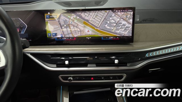 BMW X7 2023 — photo 29
