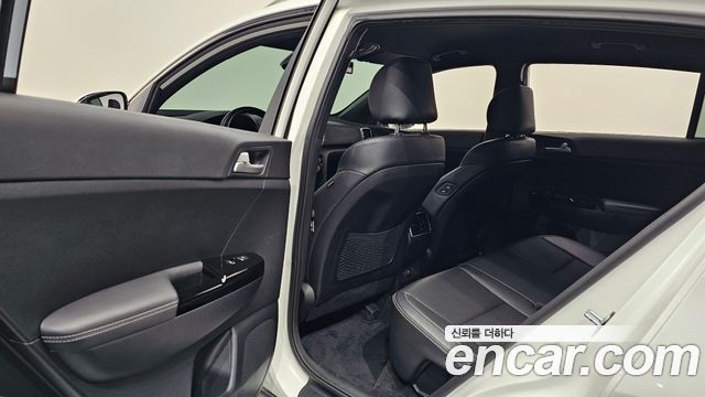 Kia Sportage 2021 — photo 30
