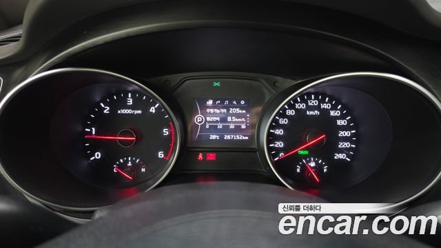 Kia Canival 2015 — photo 8