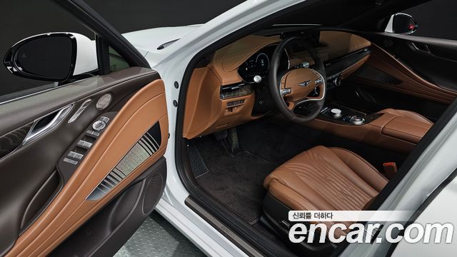 Genesis G80 2023 — photo 10