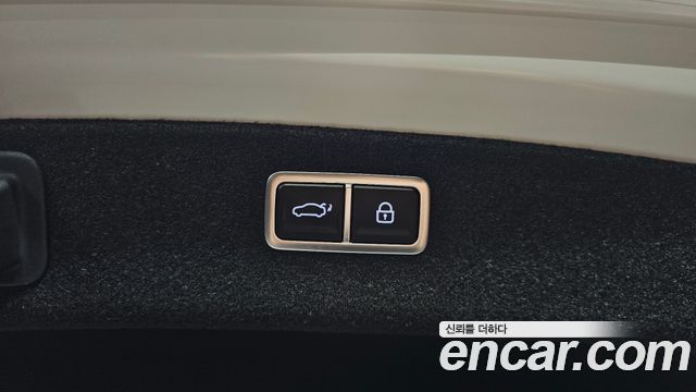 Genesis G80 2023 — photo 20