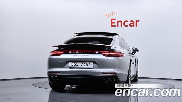 Porsche Panamera 2018 — photo 4