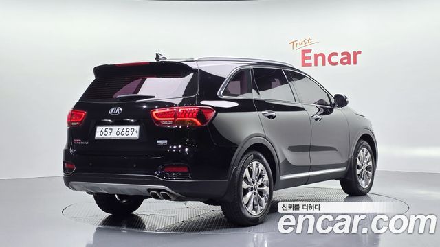 Kia Sorento 2018 — photo 2