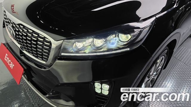 Kia Sorento 2018 — photo 8