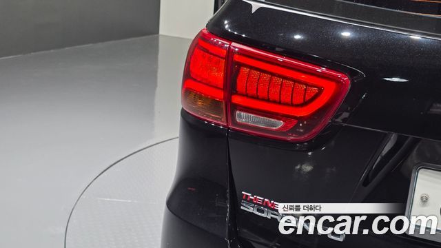 Kia Sorento 2018 — photo 9