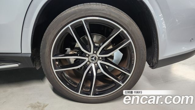 Mercedes-Benz GLS-Class 2024 — photo 5