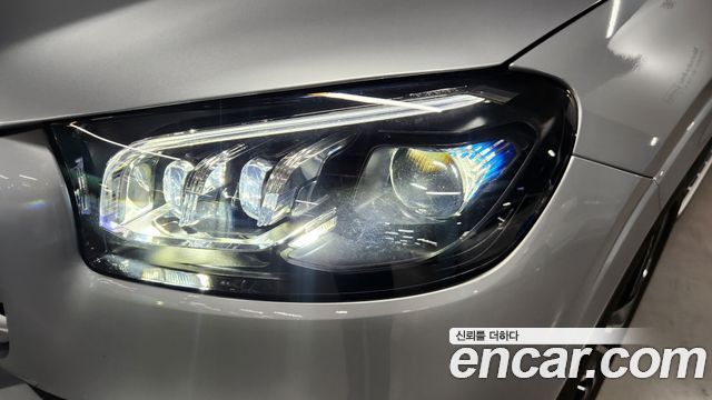 Mercedes-Benz GLS-Class 2024 — photo 16