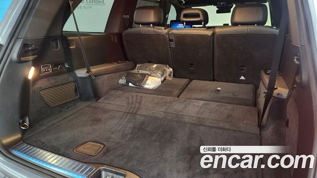 Mercedes-Benz GLS-Class 2024 — photo 18