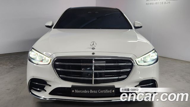 Mercedes-Benz S-Class 2024 — photo 3