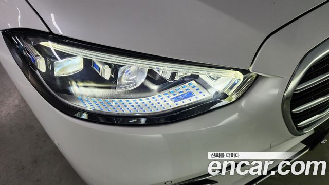 Mercedes-Benz S-Class 2024 — photo 12