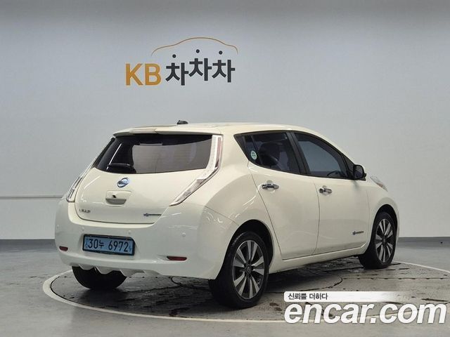 Nissan Leaf 2016 — photo 3