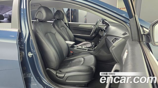Hyundai Sonata 2016 — photo 10
