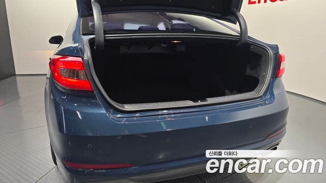 Hyundai Sonata 2016 — photo 18