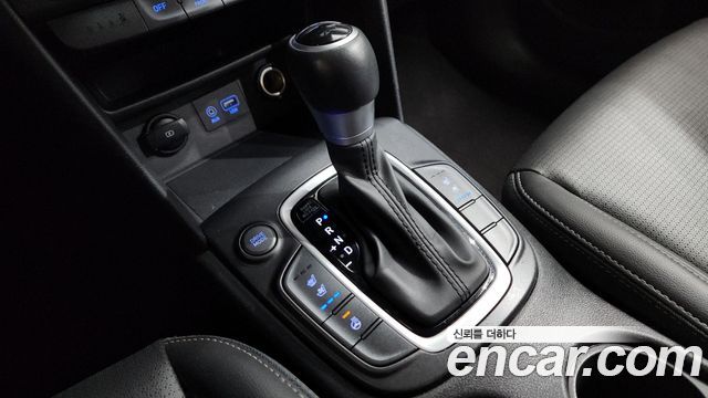 Hyundai Kona 2020 — photo 12