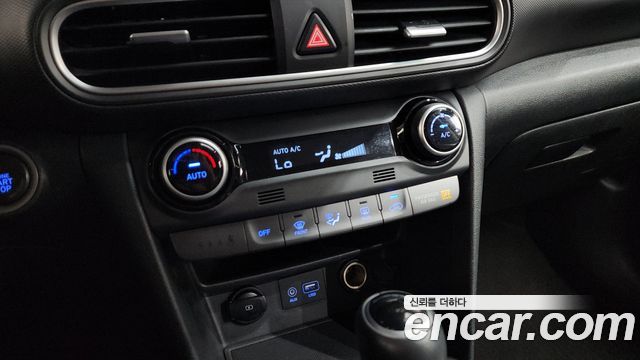 Hyundai Kona 2020 — photo 32