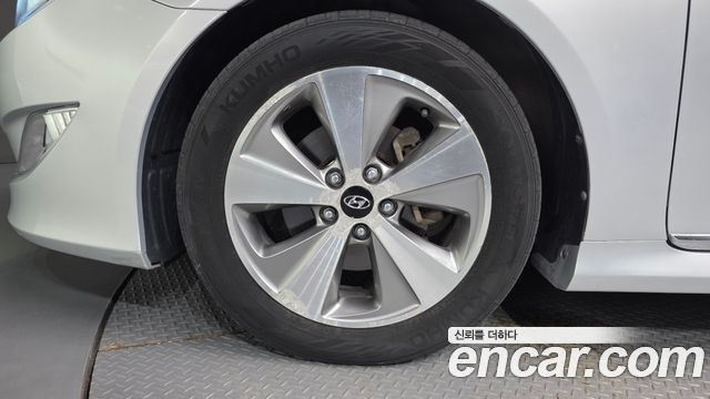 Hyundai Sonata 2012 — photo 5