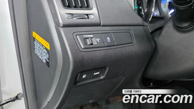 Hyundai Sonata 2012 — photo 17