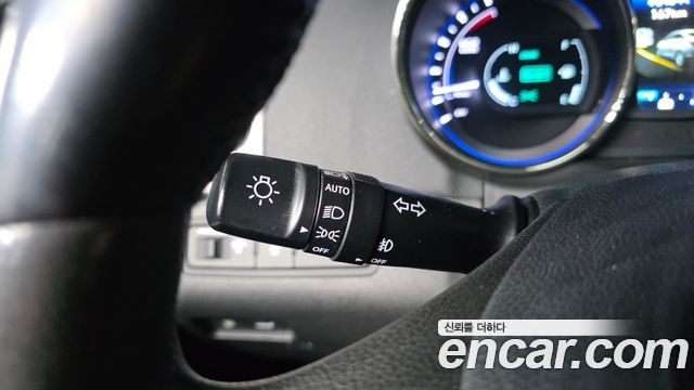 Hyundai Sonata 2012 — photo 18