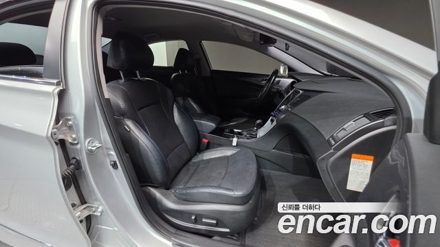 Hyundai Sonata 2012 — photo 25