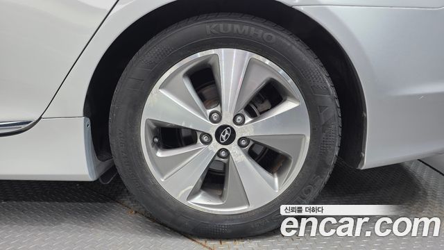 Hyundai Sonata 2012 — photo 7