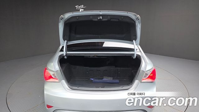 Hyundai Sonata 2012 — photo 29