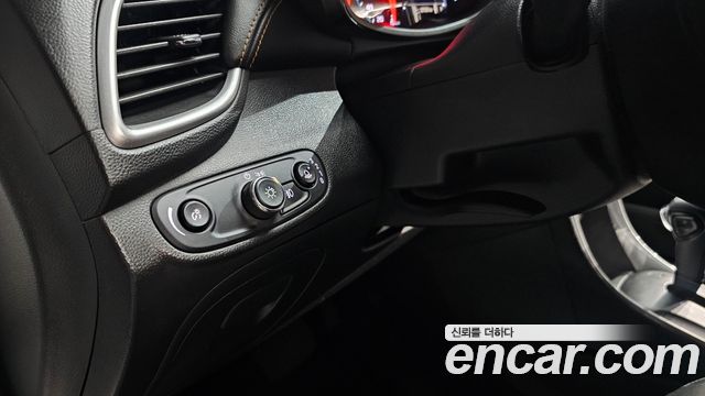 Chevrolet Korea Trax 2018 — photo 23