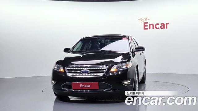 Ford Taurus 2012 — photo 3
