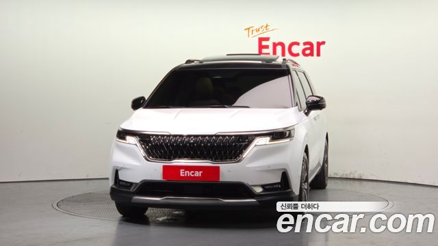 Kia Canival 2023 — photo 3