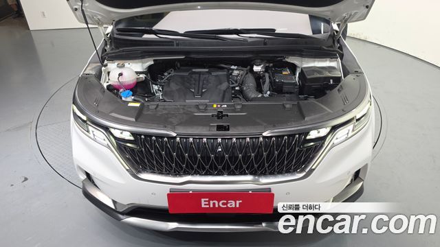 Kia Canival 2023 — photo 6