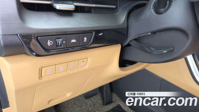 Kia Canival 2023 — photo 14